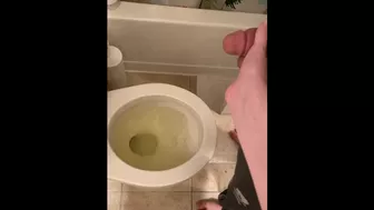 Aiming His Dick For Him Long 30 Second Piss Real Couple Piss Slut Amateur