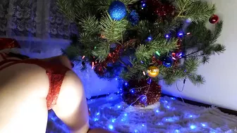 THRUSTS A VIBRATOR INTO THE ASS UNDER THE CHRISTMAS TREE!!!