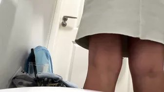 girl really wants to pee in bathroom