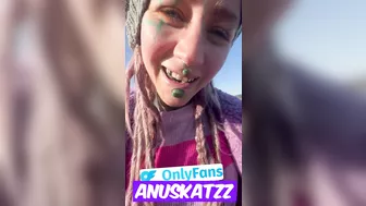 Onlyfans Girl with tattoos gives Blowjob and Fuck at the Beach