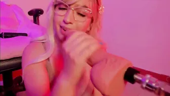 DELICIOUS BLOWJOB