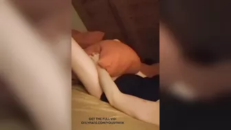 Incredibly hot pillow humping session