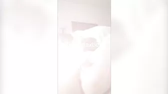 Nerdy Slut Squirts Up Close Using Magic Wand
