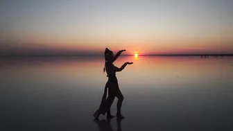 Walk seminaked by Elton-saltlake in Egypt dress-style