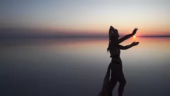 Walk seminaked by Elton-saltlake in Egypt dress-style