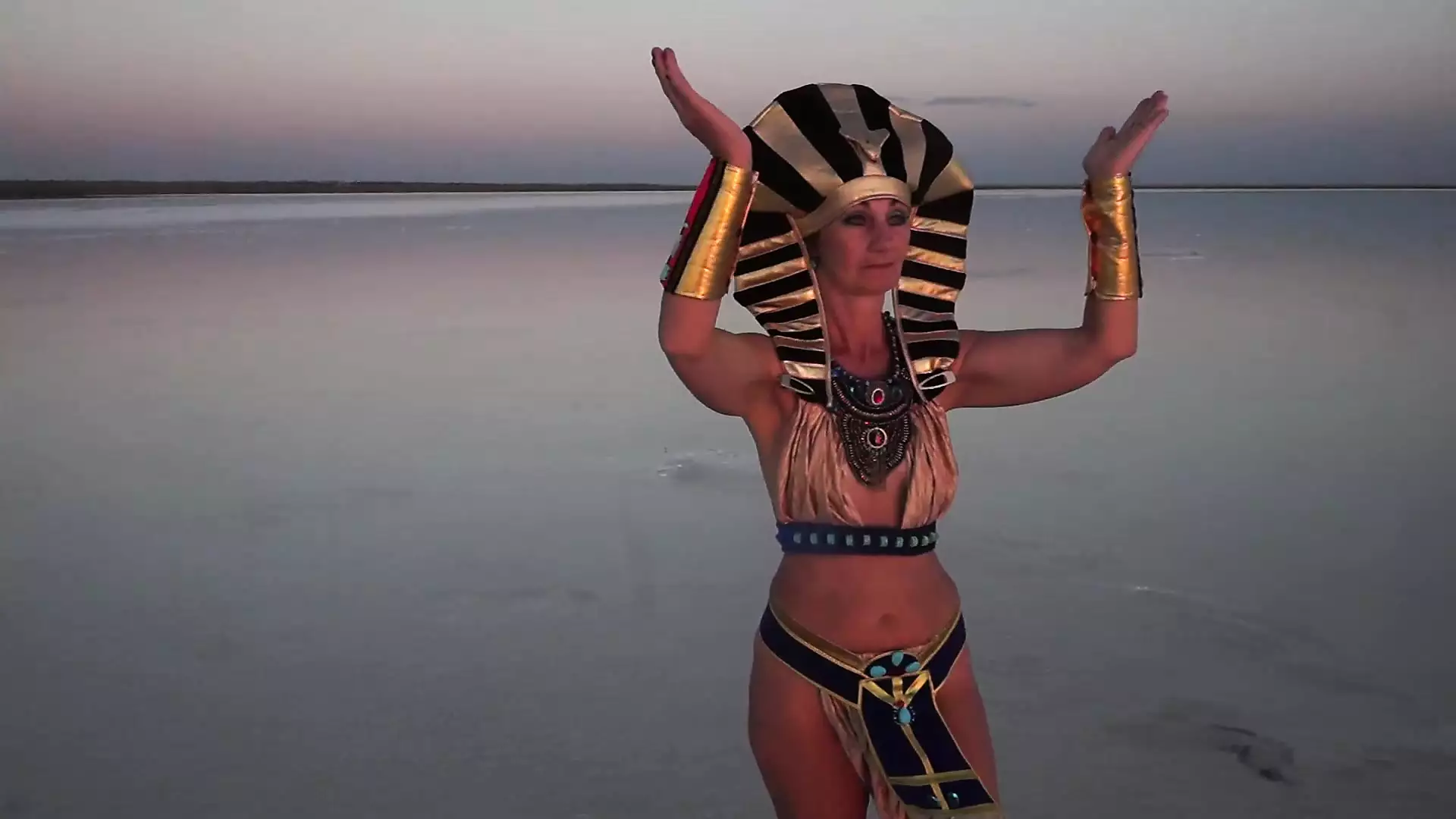 Walk Seminaked By Elton Saltlake In Egypt Dress Style Jahvideos