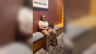 Black girl masturbating in the hotel lobby