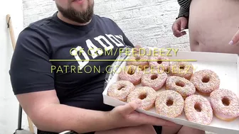 Feeder Girlfriend feeds Boyfriend 12 Donuts!