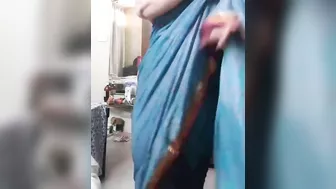 indian step mom teasing step son with big ass