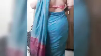 indian step mom teasing step son with big ass