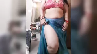 indian step mom teasing step son with big ass