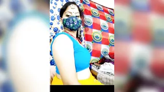 Desi Indian aunty private show