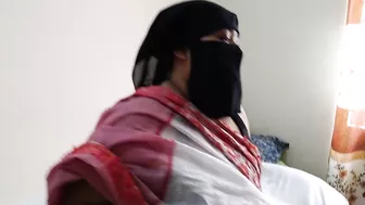 السريلانكية مثير عمتي الخام اللعنة دون الواقي الذكري Sri Lankan sexy aunty gets Pussy Fuck