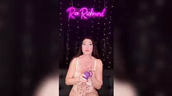 57-Year-Old MILF Reviews Sucking Vibrator