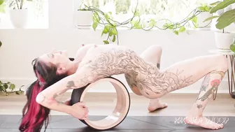 Flexible Kasara Wood Teaches Naked Yoga While You Jerk Off JOI