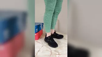 Hot blonde sneaker try on