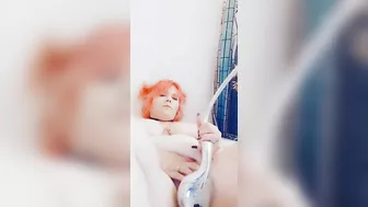 Chubby college girl washing her pussy