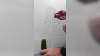 Anal Attempt 2 - Inserting a cucumber in my ass