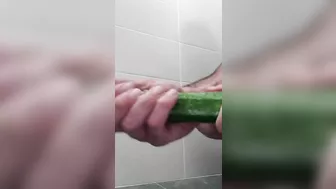 Anal Attempt 2 - Inserting a cucumber in my ass