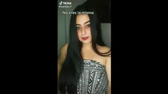 hablando de amor y cantando con tetas grande solo mujer hermosa