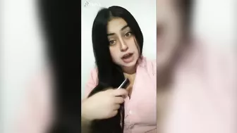 hablando de amor y cantando con tetas grande solo mujer hermosa