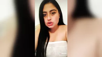 hablando del amor propio de una persona hermosa adeolcente tetona