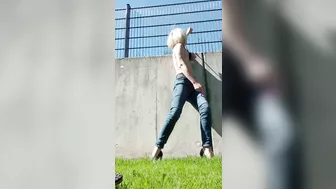 Squirting and orgasm at wall