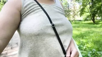 OUTDOOR MILF IN CITY PARK. FLASHING BIG NATURAL TITS. PART 1