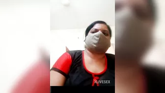 Divya aunty ki live video call