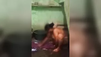 Desi indian girl bathing video