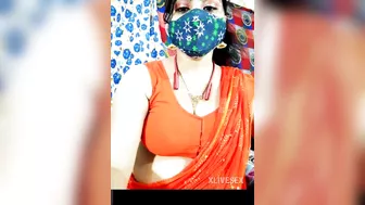 Desi Indian rajasthan wali aunty nude webcam show