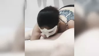 Pinay wife give blowjob to stranger