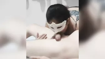 Pinay wife give blowjob to stranger