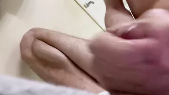 Loud Close up Orgasm