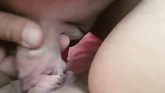 Cumshot in pussy close up